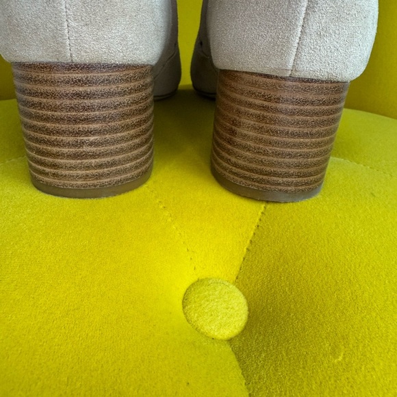 Ralph Lauren Wynne Bootie Women's Size 7.5 Brown/Suede Leather High Toe Slip On - Picture 7 of 12